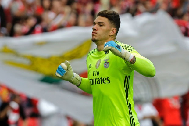 Man City sở hữu thủ môn đắt giá nhất thế giới - 1 Ederson chính thức cập bến Man City