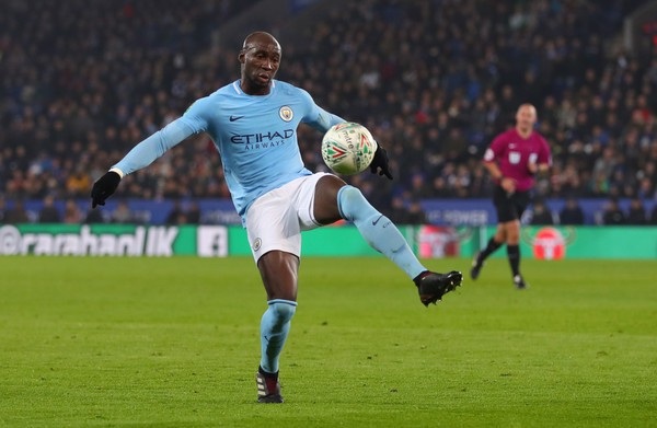Man City đã chi tới 52 triệu bảng chiêu mộ Benjamin Mendy từ Monaco. Tuy nhiên, cầu thủ người Pháp chưa thể hiện được nhiều bởi dính chấn thương nặng và phải nghỉ thi đấu tới năm sau.