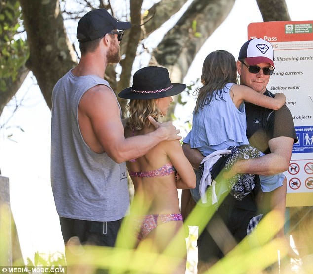 
Nam diễn viên 34 tuổi đã mời vợ chồng Matt Damon tới đây nghỉ mát cùng
