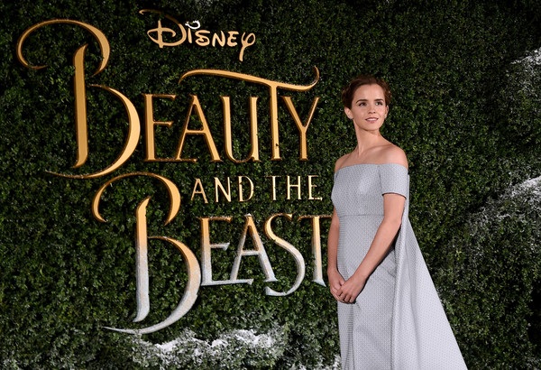 Emma Watson kiếm bộn tiền nhờ phim Người đẹp và quái thú - 5
Emma - biểu tượng thời trang của nước Anh sở hữu khối tài sản lên tới 70 triệu đô la Mỹ từ khi mới ngoài 20 tuổi