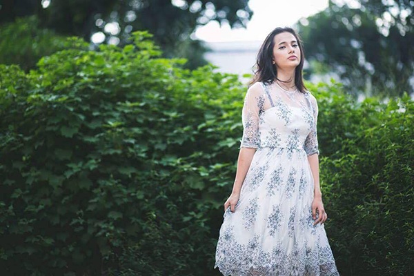 Thiếu nữ mang dòng máu Việt - Tây Ban Nha giỏi thể thao và ngoại ngữ - 9 Thiếu nữ mang dòng máu Việt - Tây Ban Nha giỏi thể thao và ngoại ngữ - 9