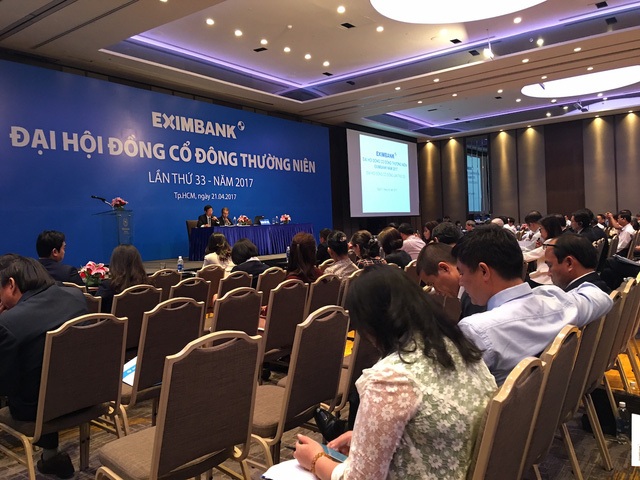 Eximbank bất ngờ bầu cùng lúc 2 phó chủ tịch hội đồng quản trị - 1 2 thành viên HĐQT được bầu vào ghế Phó Chủ tịch HĐQT nhiệm kỳ 6 (2015 - 2020) là ông Đặng Anh Mai và ông Yasuhiro Saitoh