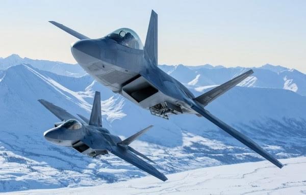 F-22 Raptor và chiến lược của Tổng thống Mỹ Donald Trump ở Biển Đông - 1
F-22 Raptor hiện là máy bay chiến đấu tối tân nhất của Mỹ (Ảnh: Lực lượng Không quân Mỹ)