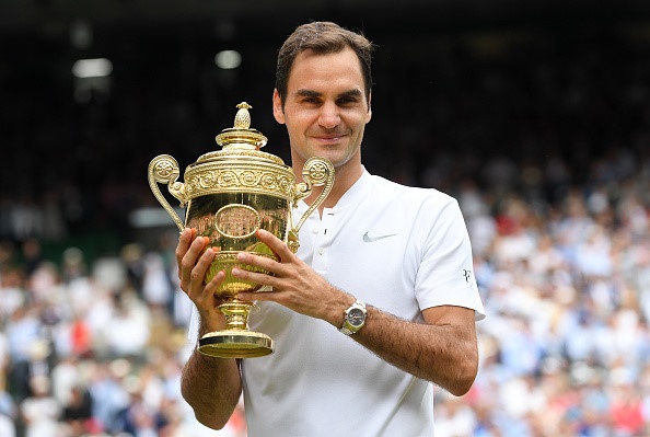 Báo chí thế giới kinh ngạc về kỷ lục của “Tàu tốc hành” Federer - 1 Roger Federer giành chức vô địch Wimbledon lần thứ 8 trong sự nghiệp