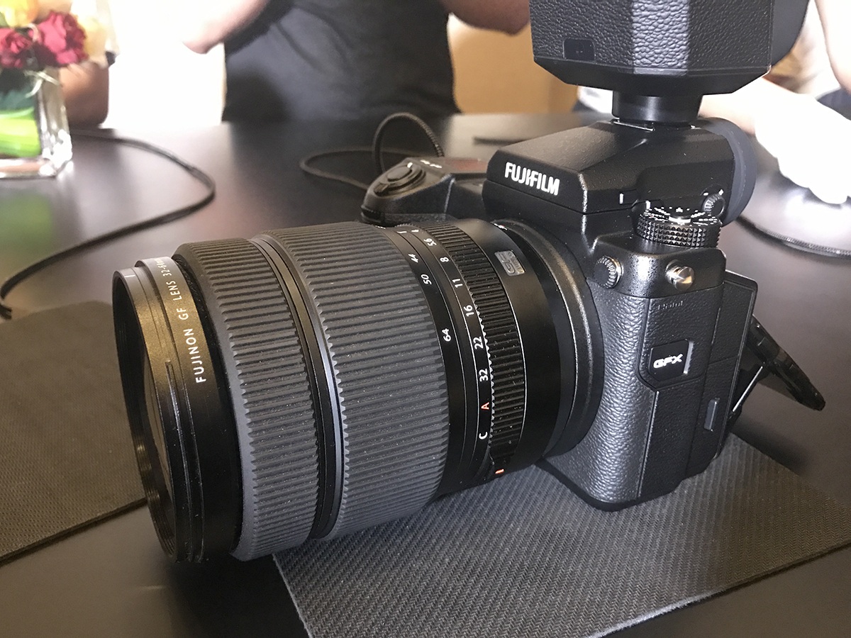 Máy ảnh Medium Format của Fujifilm về Việt Nam, giá 150 triệu đồng - 2 Máy ảnh Medium Format của Fujifilm về Việt Nam, giá 150 triệu đồng - 2
