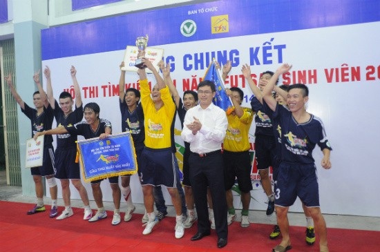 Sinh viên TPHCM sẽ có thêm sân chơi futsal