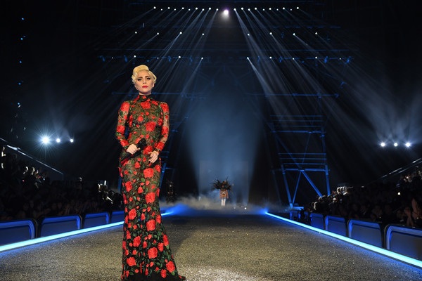 Tin nóng về Victoria's Secret Fashion Show 2017 - 3
Khách mời VIP của Victorias Secret Fashion Show 2016 có Lady Gaga