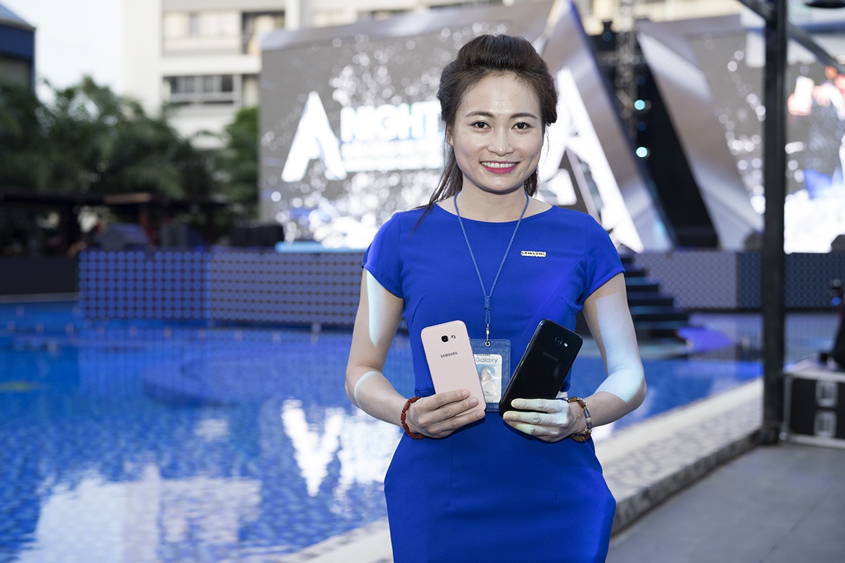 Samsung Galaxy A5 và A7 2017 chính thức ra mắt, giá từ 8,9 triệu đồng - 1 Samsung Galaxy A5 và A7 2017 chính thức ra mắt, giá từ 8,9 triệu đồng - 1
