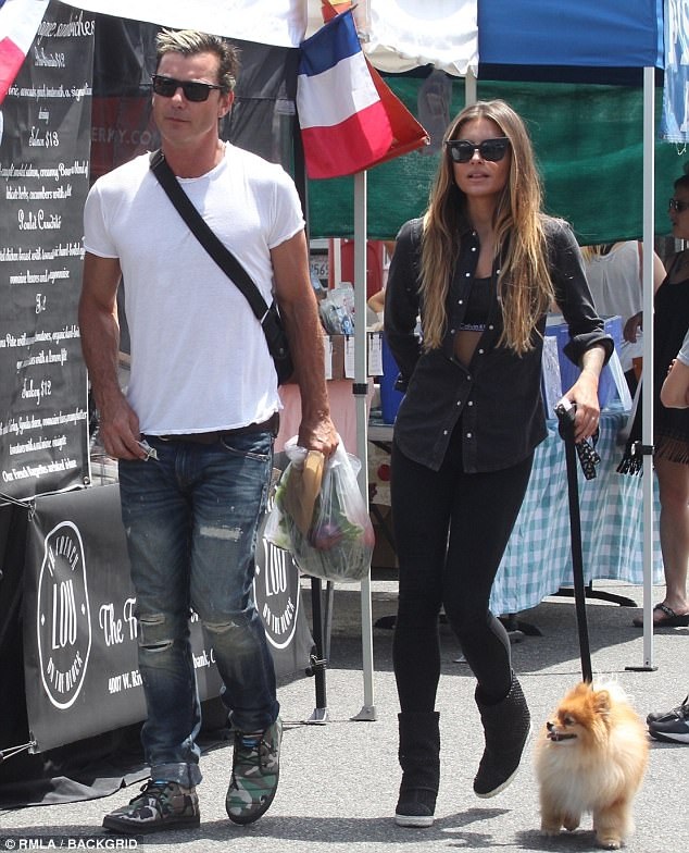 Gavin Rossdale đẹp đôi bên bạn gái kém 24 tuổi - 3
Gavin Rossdale chỉ mới công khai mối quan hệ tình cảm với người mẫu Đức Sophia Thomalla từ tháng 6