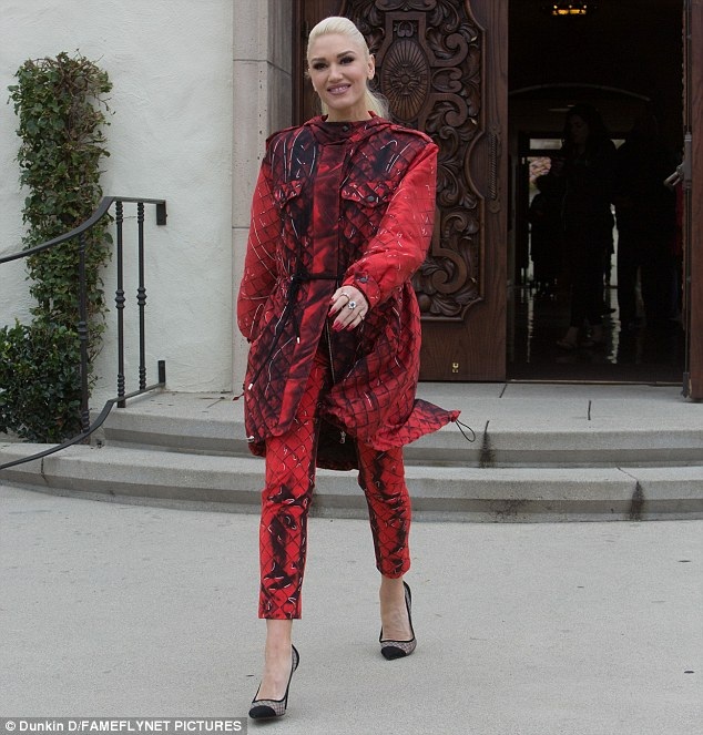 
Thành viên nhóm No Doubt luôn chỉn chu hết mức về hình ảnh mỗi khi xuất hiện ở nơi công cộng
