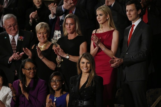 Ông Trump: Hãy tin nước Mỹ một lần nữa - 7
Đệ nhất phu nhân Melania và các con của Tổng thống Trump cũng có mặt tại trụ sở Quốc hội. (Ảnh: Reuters)