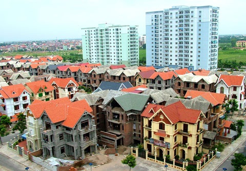 Khai thác trên 13,28 triệu tấn dầu thô để đảm bảo tăng trưởng 6,7% - 2 Mục tiêu tăng trưởng tín dụng cả năm trên 18% song Chính phủ lưu ý không để xảy ra tình trạng đầu cơ, tăng giá bất hợp lý trên thị trường bất động sản.