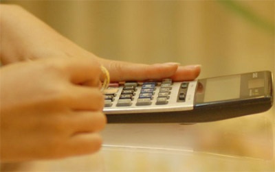 Giá vàng SJC tăng mạnh lên mức cao nhất 2 tuần - 1
Phiên sáng nay 14/10, giá vàng SJC tiếp tục điều chỉnh tăng và đạt mức cao nhất trong 2 tuần qua do được hậu thuẫn từ đà tăng của giá vàng thế giới.