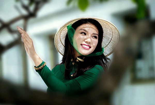 Cô gái viết đơn tự nguyện nhập ngũ trở thành đại biểu trẻ tiên tiến toàn quân - 8 Hiện tại, Giao Linh đang thực hiện nhiệm vụ tại Trung tâm thể dục thể thao Quốc phòng 2 của Quân khu 7. Giao Linh sẽ phát huy tốt sở trường bắn súng của cô ở đơn vị hiện tại.