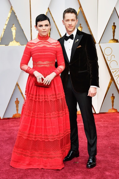 Dập dìu người đẹp trên thảm đỏ Oscar 2017 - 43
Ginnifer Goodwin đẹp đôi bên chồng Josh Dallas