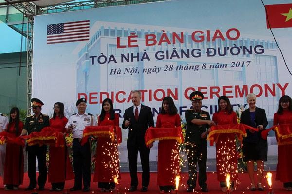 Mỹ tài trợ 10 triệu USD cho lực lượng gìn giữ hòa bình Việt Nam - 1 Mỹ tài trợ 10 triệu USD cho lực lượng gìn giữ hòa bình Việt Nam - 1