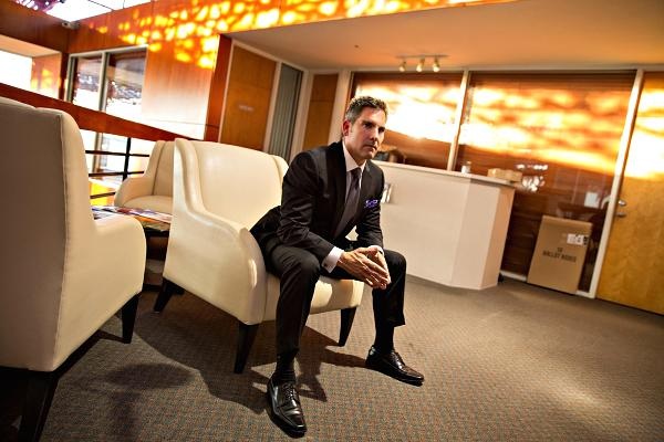 Triệu phú tự thân chia sẻ cách làm việc để thành công - 1
Triệu phú tự thân Grand Cardone. (Nguồn: CNBC)