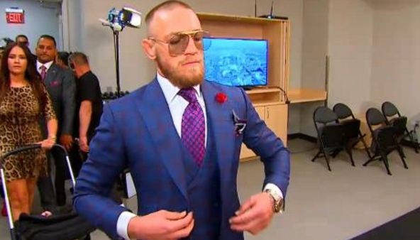 "Độc cô cầu bại" Mayweather hạ knock-out McGregor - 17 "Độc cô cầu bại" Mayweather hạ knock-out McGregor - 17