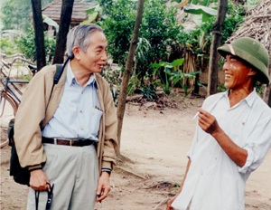 
GS Võ Quý và người dân Đắc lắc
