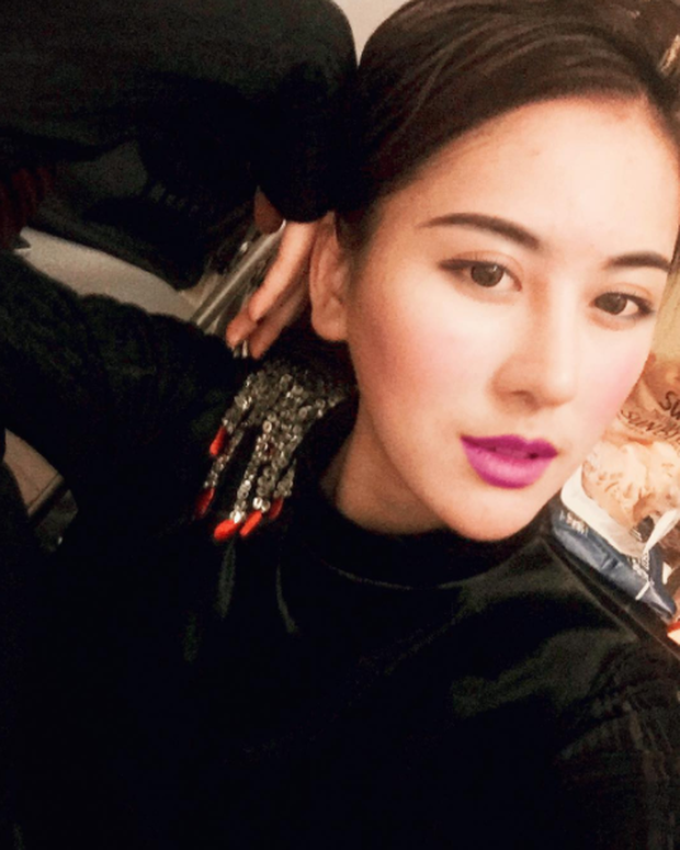 Ngỡ ngàng nhan sắc ngày càng khác lạ của hot girl Hà Lade - 10 Hình ảnh của cô từ một cô bé đã trở thành người phụ nữ quyến rũ