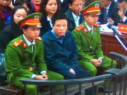 Hà Văn Thắm bị khởi tố thêm tội danh “Tham ô tài sản” - 1 Hà Văm Thắm tại phiên toà xét xử sơ thẩm diễn ra từ ngày 27/2 - 8/3/2017.