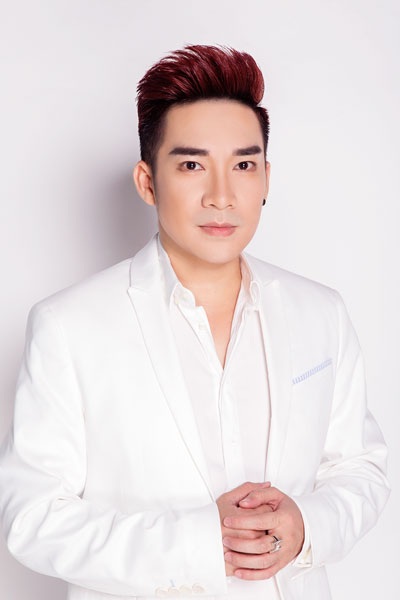 Quang Hà mời dàn sao khủng hội tụ trong live concert "Trăm năm không quên" - 2 Gần 20 năm bước vào nghề, với sự nỗ lực và thái độ lao động nghệt thuật nghiêm túc, chăm chỉ, miệt mài, sáng tạo.