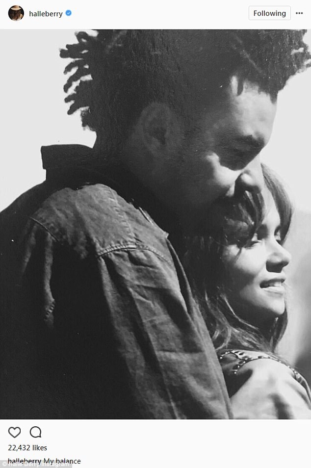 Halle Berry đang yêu “phi công trẻ” kém 16 tuổi - 1
Halle Berry công khai hò hẹn với nhà sản xuất âm nhạc kém 16 tuổi - Alex da Kid.