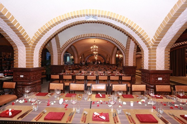 Uống buffet bia thỏa thích tại nhà hàng Hầm Lã Vọng - 13 Uống buffet bia thỏa thích tại nhà hàng Hầm Lã Vọng - 13