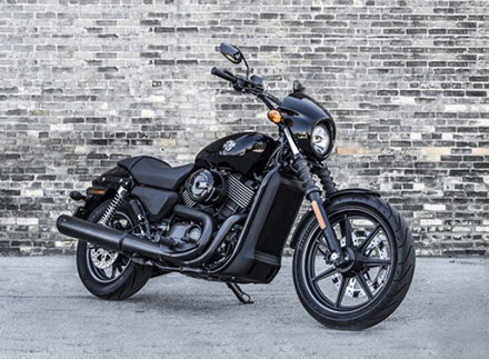 Harley-Davidson xây nhà máy ở Thái Lan để phục vụ thị trường ASEAN - 3 Mẫu Harley-Davidson Street 750 sản xuất tại Ấn Độ được đưa về cả về Mỹ để bán.