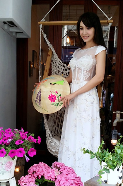 Scandal nói dối thân thế của nữ diễn viên gốc Việt gây xôn xao xứ Đài - 2
Helen Thanh Đào thừa nhận, cô nói dối chuyện mang hai dòng máu Việt Nam và Đài Loan.