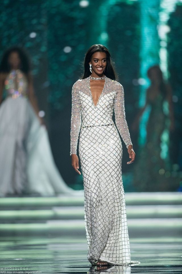 Nhà khoa học 25 tuổi trở thành Hoa hậu Mỹ năm 2017 - 21 Nhà khoa học 25 tuổi trở thành Hoa hậu Mỹ năm 2017 - 21