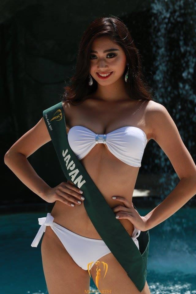 Mãn nhãn với phần trình diễn áo tắm của Hoa hậu Trái đất 2017 - 32 Mãn nhãn với phần trình diễn áo tắm của Hoa hậu Trái đất 2017 - 32