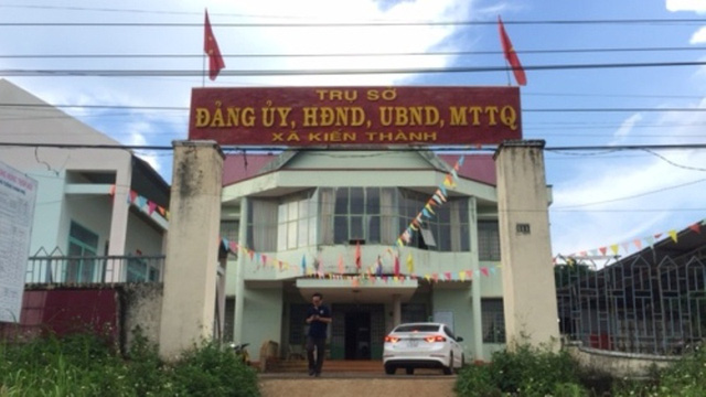 Chủ tịch xã sử dụng bằng THPT giả bị cách chức - 1
UBND xã Kiến Thành nơi ông Sáng làm Phó bí thư Đảng ủy, Chủ tịch xã