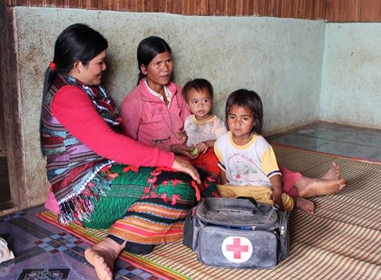 Nơi phụ nữ vẫn giữ thói quen “vượt cạn” tại nhà - 3 Mô hình cô đỡ thôn bản đang gặp nhiều khó khăn nên tình trạng sản phụ tự vượt cạn vẫn còn cao