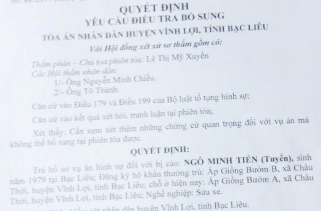 “Dùng ly thủy tinh ném mẹ nhưng trúng con”: Tòa trả hồ sơ để điều tra bổ sung! - 1 “Dùng ly thủy tinh ném mẹ nhưng trúng con”: Tòa trả hồ sơ để điều tra bổ sung! - 1