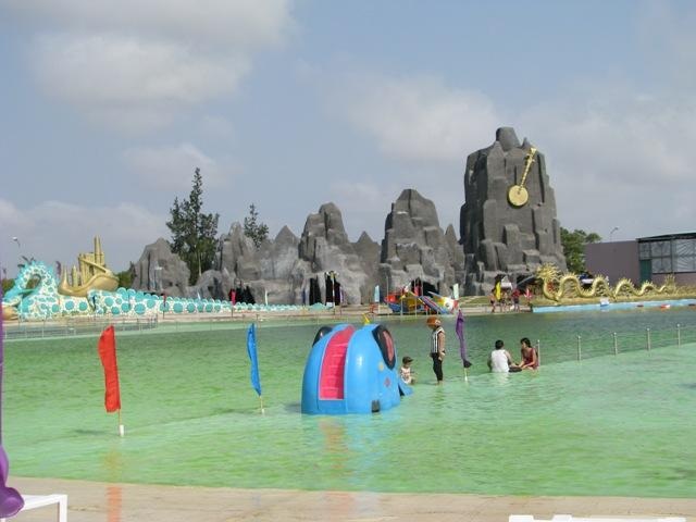 Nhiều điểm "có một không hai", Bạc Liêu hứa hẹn là nơi đến dịp nghỉ lễ - 6 Bãi tắm Nhà Mát- bãi tắm nhân tạo lớn nhất miền Tây- điểm đến cho những ngày nắng nực.