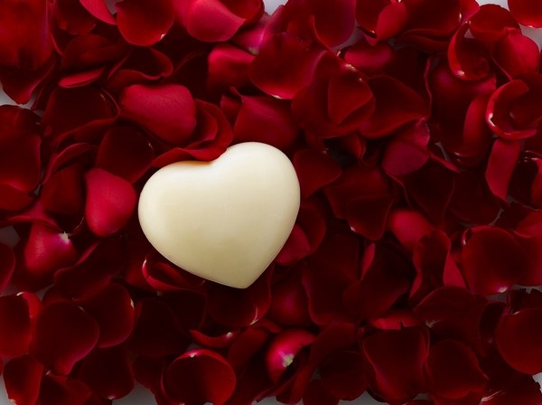 Bộ sưu tập hình nền chủ đề “tình yêu” cực lãng mạn cho ngày Valentine - 6 Bộ sưu tập hình nền chủ đề “tình yêu” cực lãng mạn cho ngày Valentine - 6