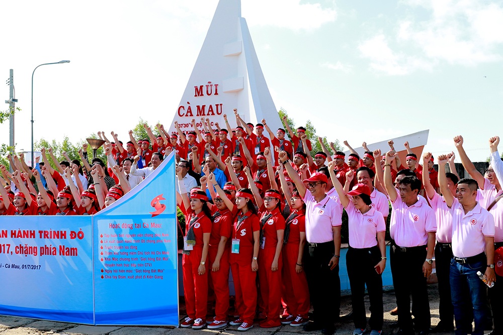 Hành trình đỏ 2017: Dòng máu Thái, trái tim Việt - 1 Hành trình đỏ 2017: Dòng máu Thái, trái tim Việt - 1