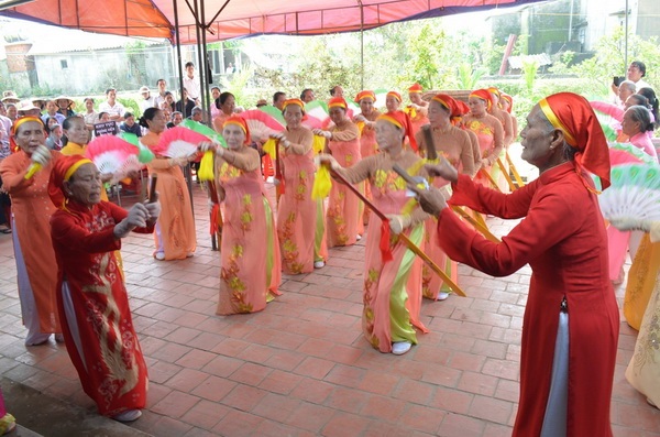 Hò khoan Lệ Thủy được công nhận di sản văn hoá phi vật thể quốc gia - 1 Hò khoan Lệ Thuỷ là một nét văn hoá đặc sắc của Lệ Thuỷ, Quảng Bình. Ảnh: TL.