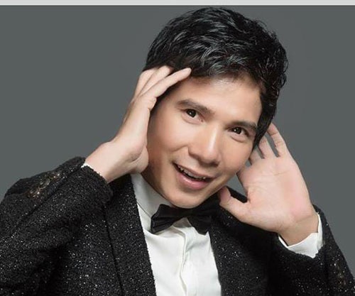 Ca sĩ Hồ Quang 8: “Tôi khốn đốn 10 năm với tin đồn nghiện ngập” - 1 Ca sĩ Hồ Quang 8 cho rằng, nghệ sĩ Hoài Linh hoàn toàn có thể làm giám khảo chương trình bolero.