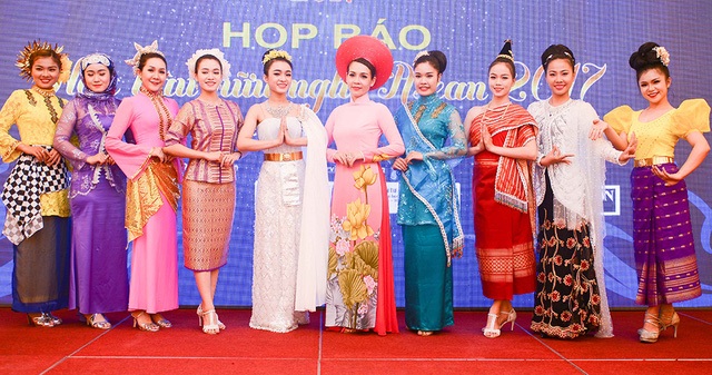 Võ Hoàng Yến đào tạo kỹ năng catwalk cho Hoa hậu Hữu nghị Asean - 2 Các thí sinh dự thi Hoa hậu Hữu nghị ASEAN 2017.