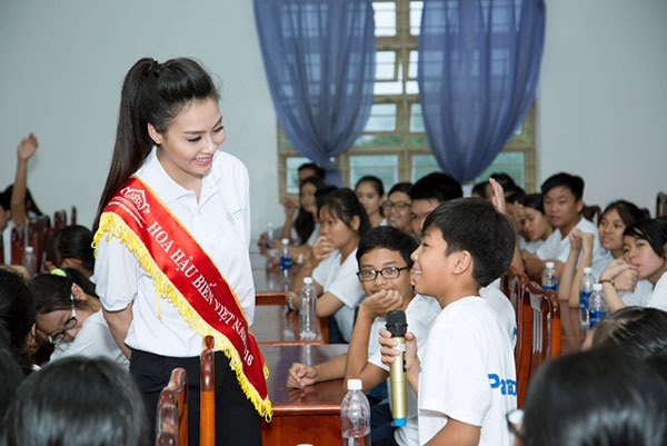 Hoa hậu Biển Thùy Trang làm Đại sứ Ngày môi trường thế giới - 3 Hoa hậu Biển Thùy Trang làm Đại sứ Ngày môi trường thế giới - 3