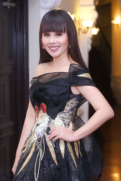 Top 8 Hoa hậu Trái Đất Nam Em lộng lẫy trên thảm đỏ - 6 Top 8 Hoa hậu Trái Đất Nam Em lộng lẫy trên thảm đỏ - 6