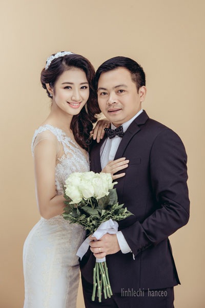 Ngắm ảnh cưới đẹp lộng lẫy của Hoa hậu Thu Ngân - 6 Ngắm ảnh cưới đẹp lộng lẫy của Hoa hậu Thu Ngân - 6