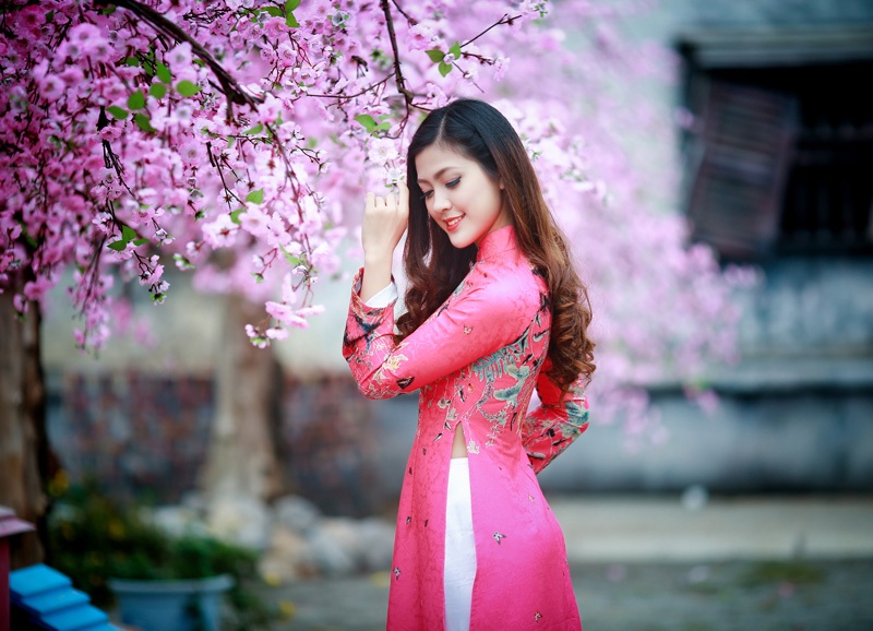 Dàn hoa khôi lộng lẫy trong trang phục áo dài đón Xuân - 5 Dàn hoa khôi lộng lẫy trong trang phục áo dài đón Xuân - 5