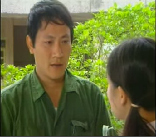 NSƯT Hoàng Hải từng sốc nặng khi bạn thân Lê Công Tuấn Anh qua đời - 1 NSƯT Hoàng Hải trong vai Hải phim Đường đời. Ảnh: TL.