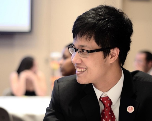 3 chàng trai 9X Việt “gõ cửa” thành công ĐH Harvard năm 2016 - 1
Nguyễn Hoàng Khánh chinh phục thành công chương trình Tiến sĩ Luật tại ĐH Luật Harvard.