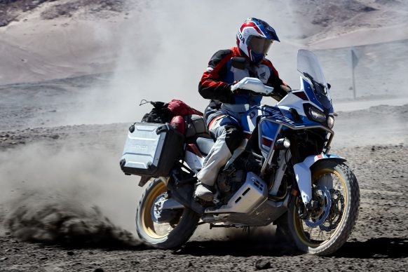 Honda Africa Twin Adventure Sport – Tiện dụng hơn, đẳng cấp hơn - 10 Honda Africa Twin Adventure Sport – Tiện dụng hơn, đẳng cấp hơn - 10