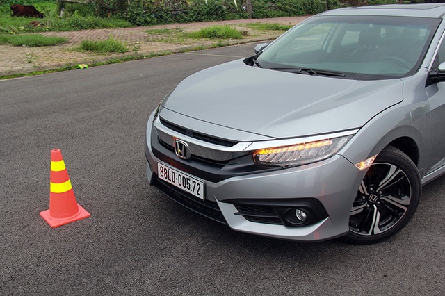 Honda Civic Turbo - Khác biệt về sức mạnh - 2 Honda Civic Turbo - Khác biệt về sức mạnh - 2
