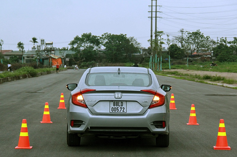 Honda Civic mới - Gia nhập cuộc chơi tăng áp - 3 Honda Civic mới - Gia nhập cuộc chơi tăng áp - 3